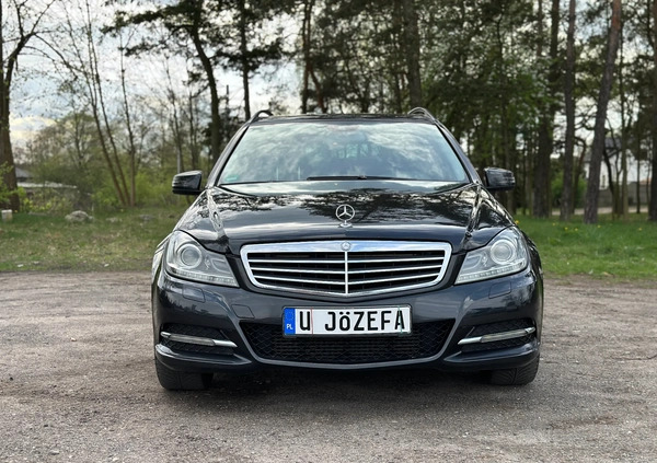 Mercedes-Benz Klasa C cena 39700 przebieg: 240000, rok produkcji 2013 z Chocz małe 497